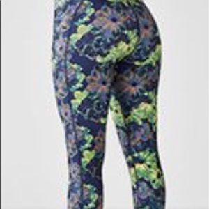 Fabletics solar capris